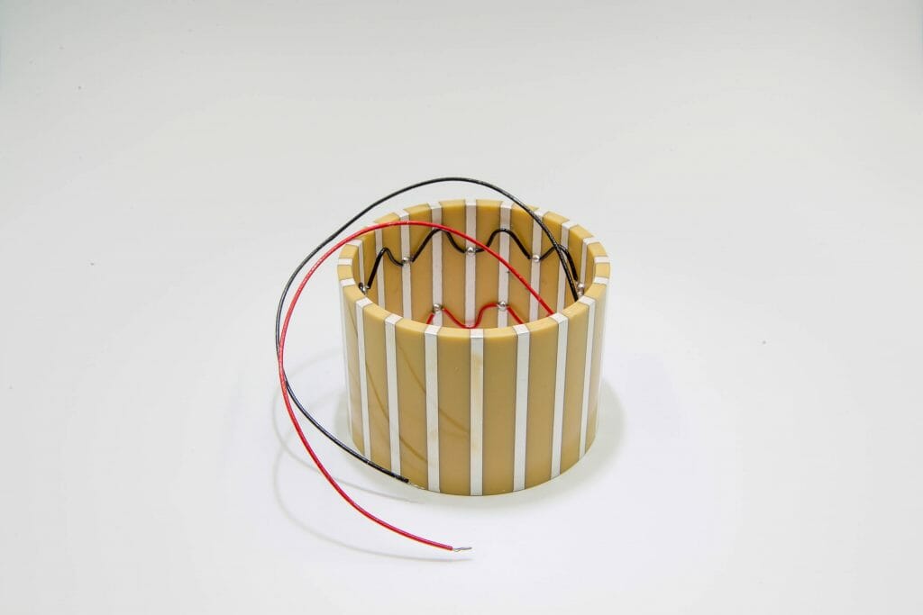 piezoelectric tube actuator